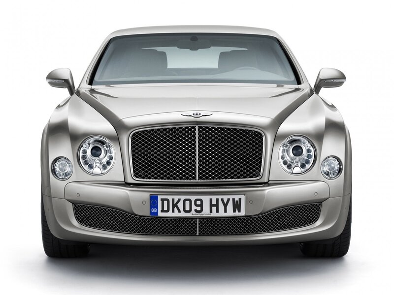 Bentley Mulsanne front view