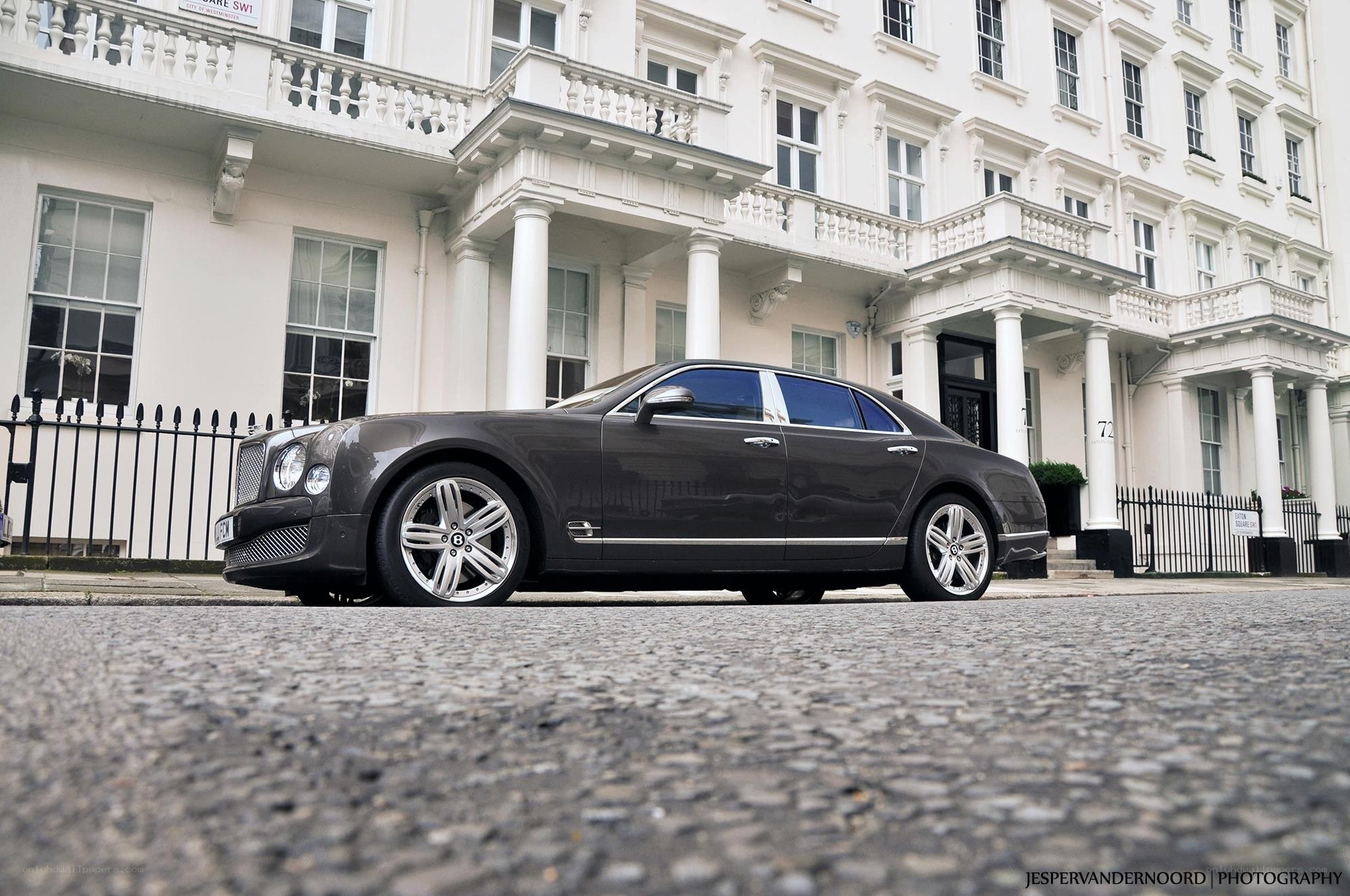 Bentley Mulsanne on a cobblestone street