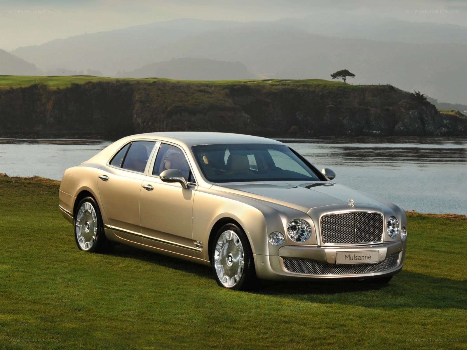 Bentley Mulsanne on a golf course