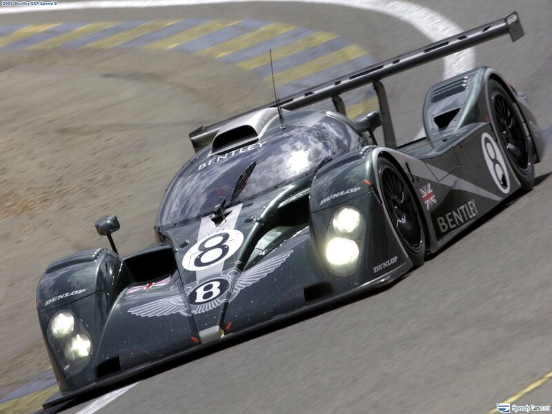 Bentley Race Car — Green, Dynamic, Afternoon