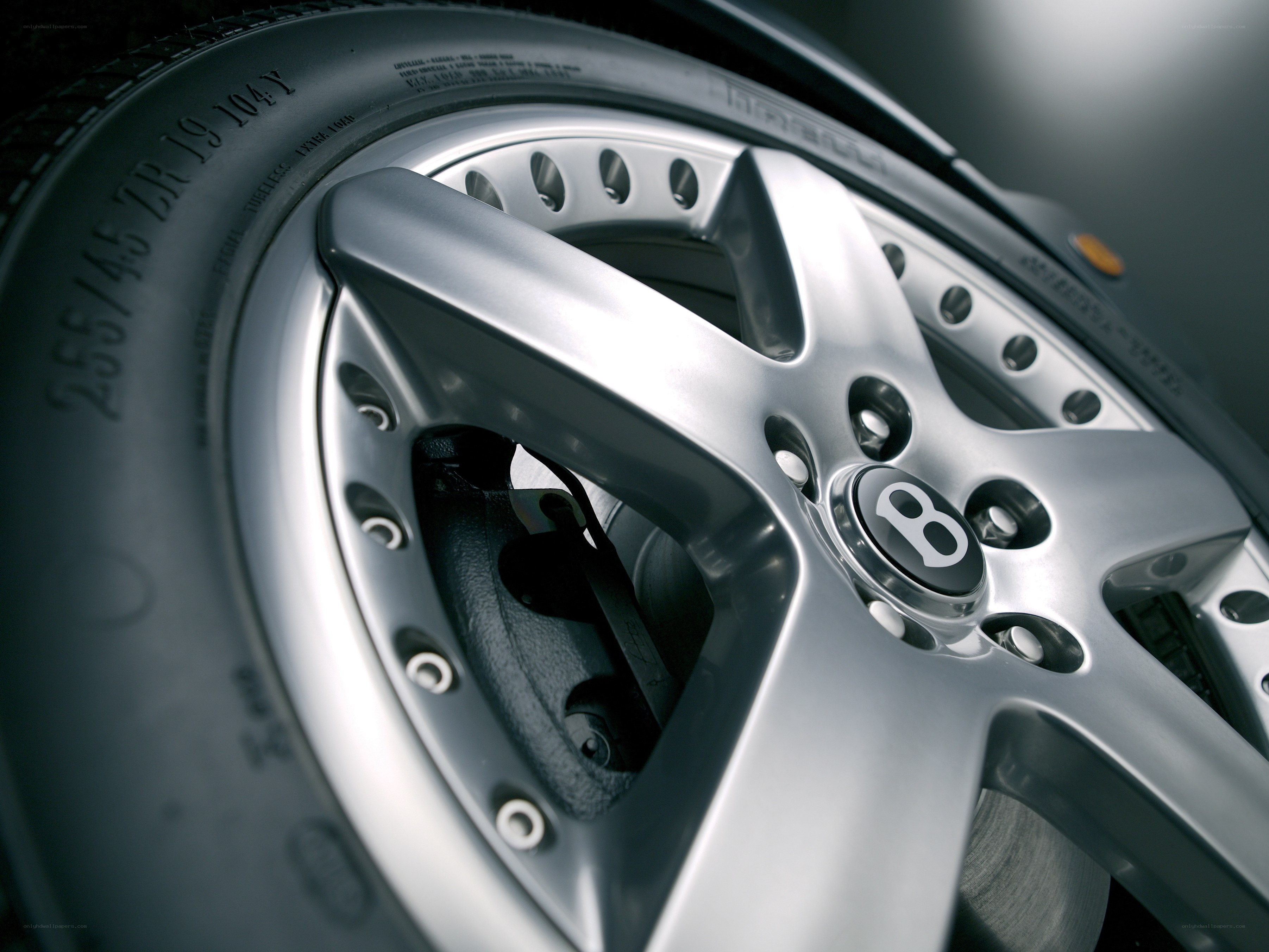 Bentley wheel close-up