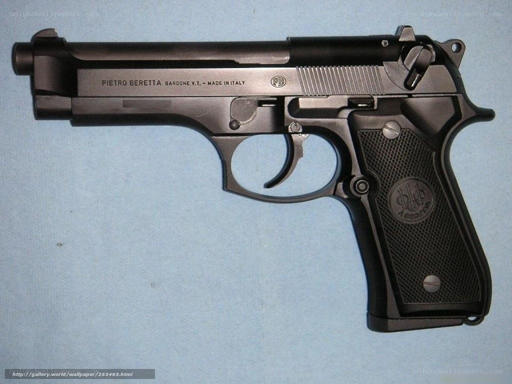 Beretta 92FS pistol
