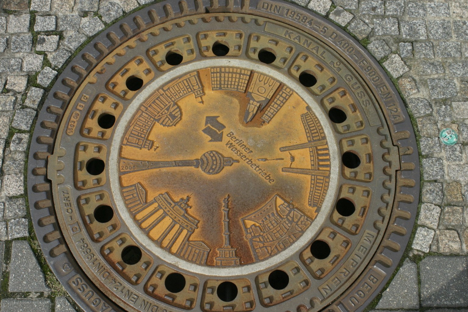 Berlin manhole cover art