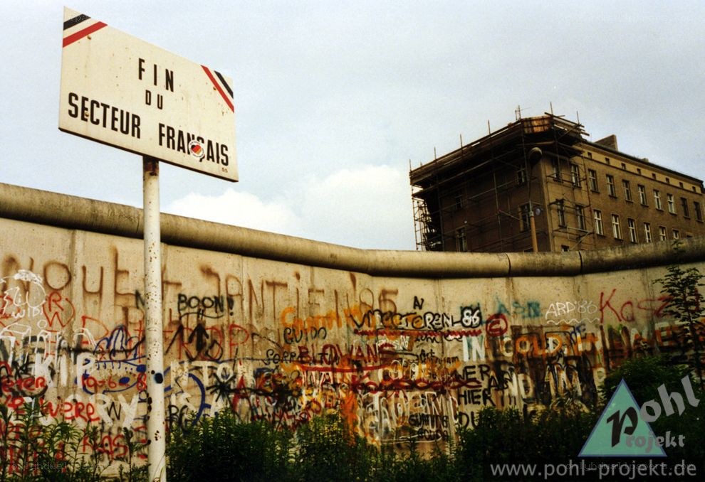 Berlin Wall with French Sector sign
