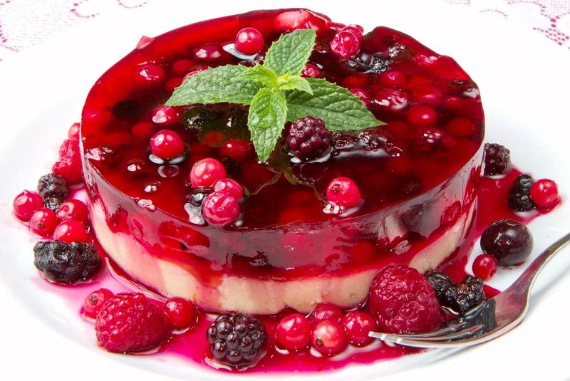Berry Cheesecake Dessert — Red