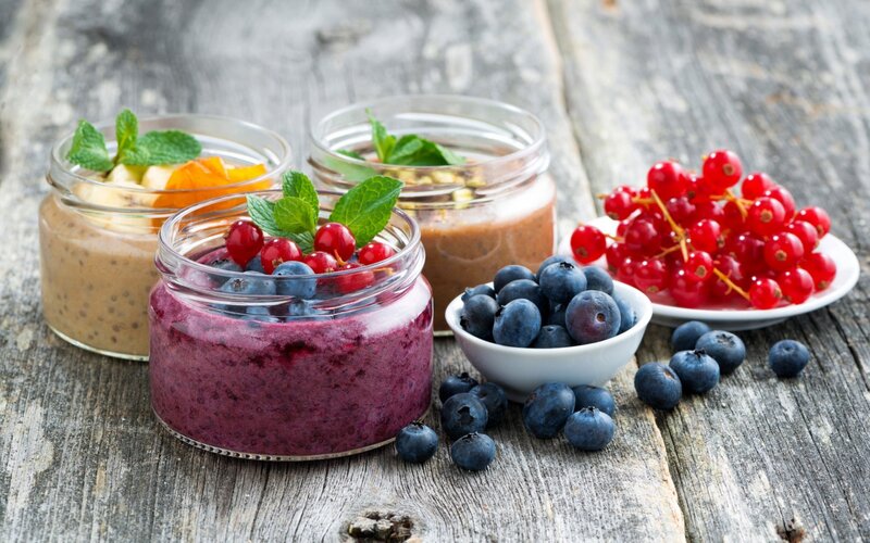 Berry chia pudding jars