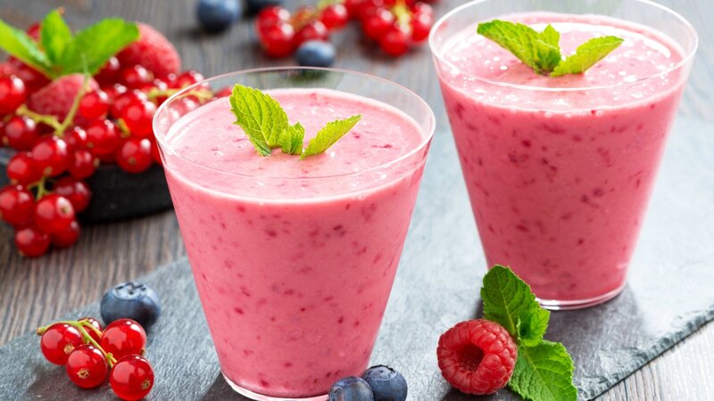 Berry Smoothie in Glasses