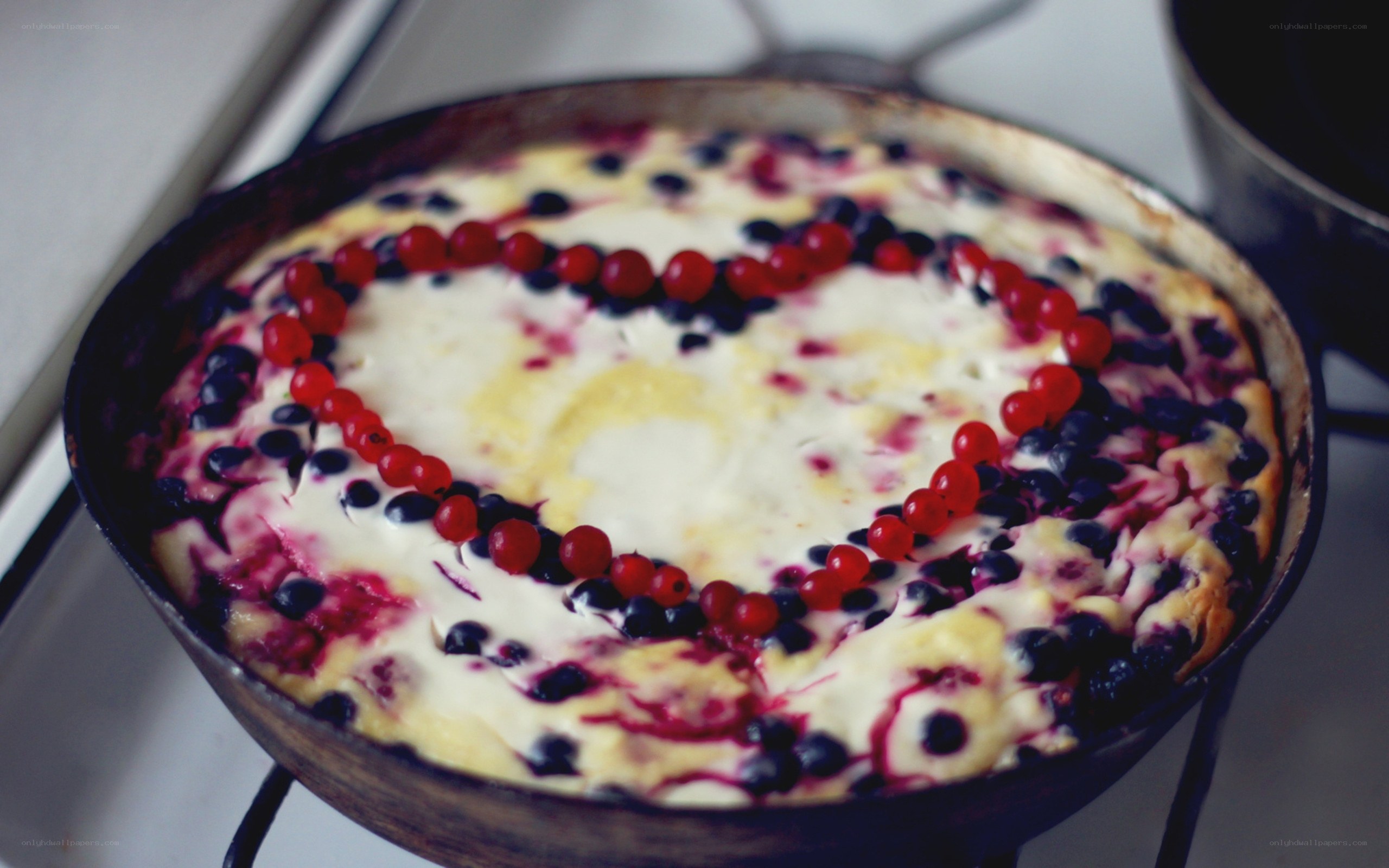 berry tart in a pan