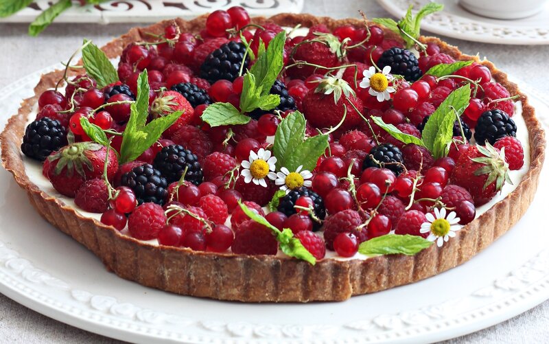 Berry Tart with Mint — Red