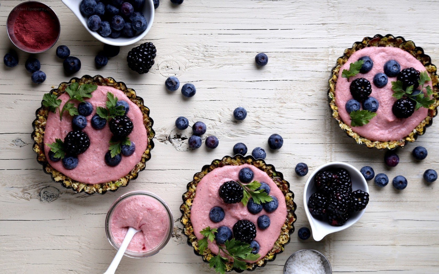 Berry tarts with fresh fruit