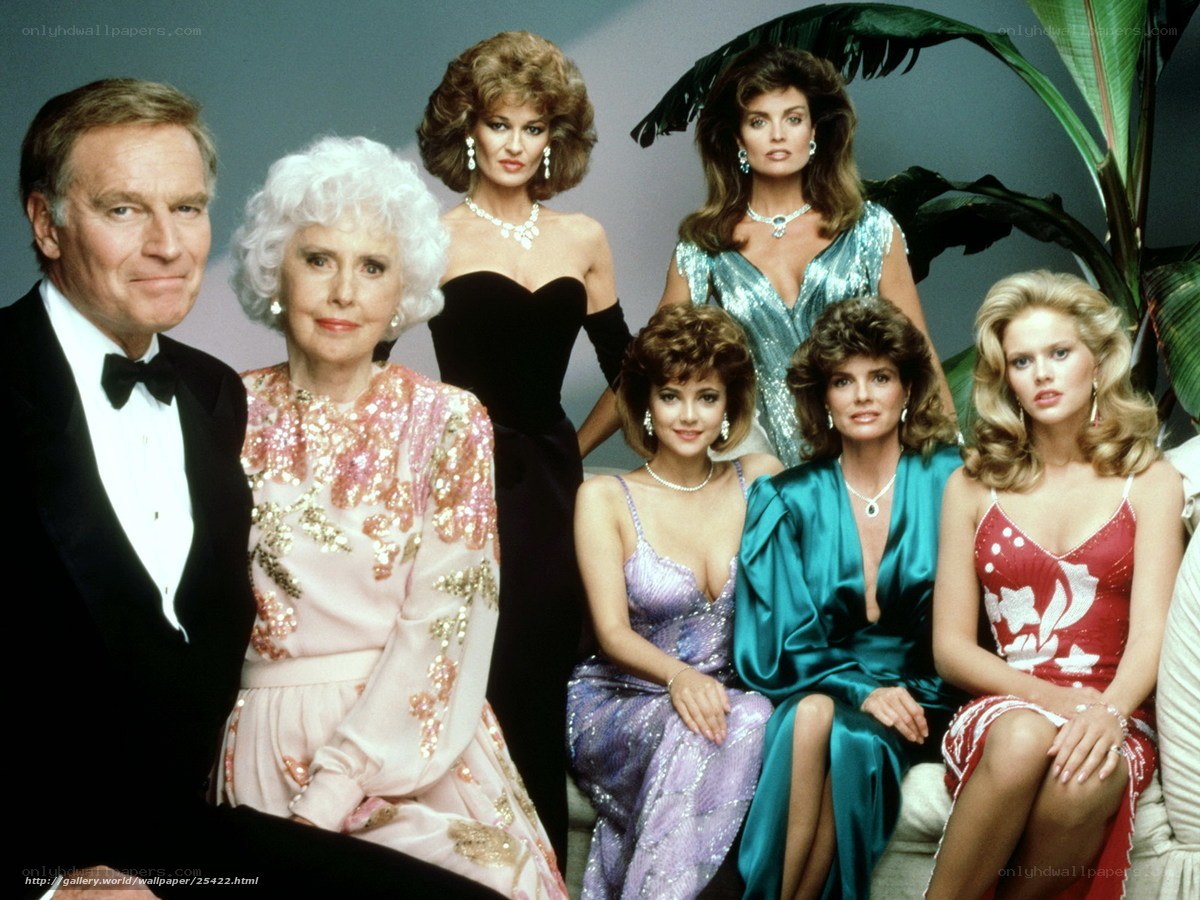 Beverly Hills 90210 cast photo