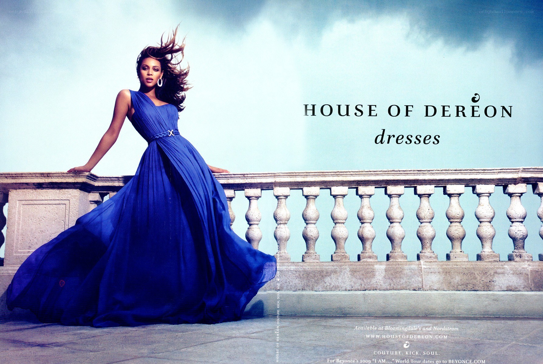 Beyoncé in blue gown