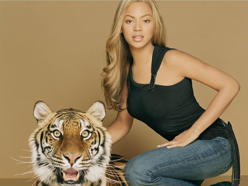 Beyoncé with a tiger