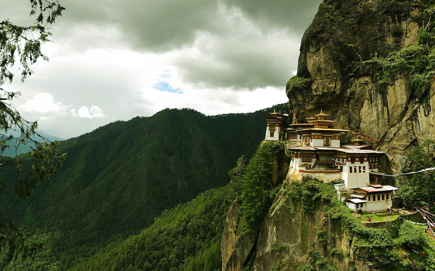 Bhutanese monastery on cliff