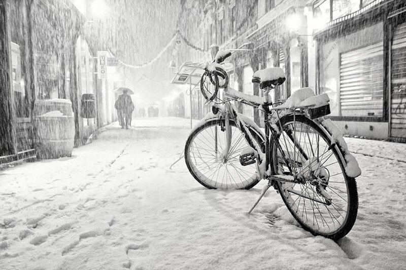 Bicycle in Snow — Black, Cold