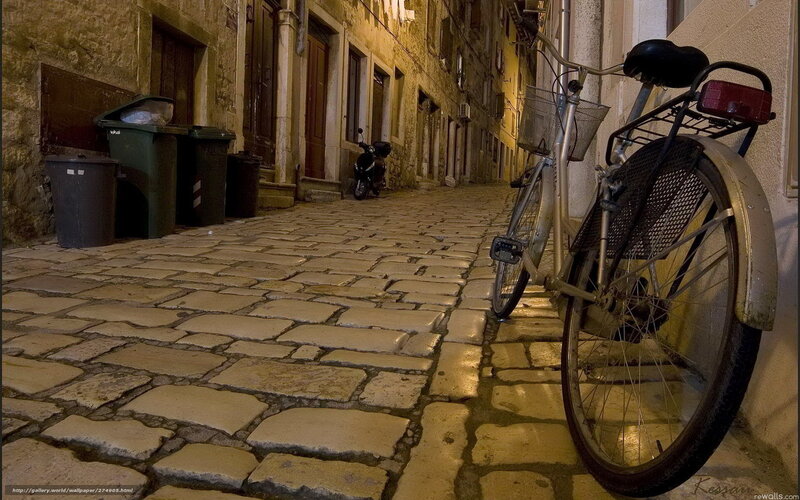 Bicycle on a cobblestone alley