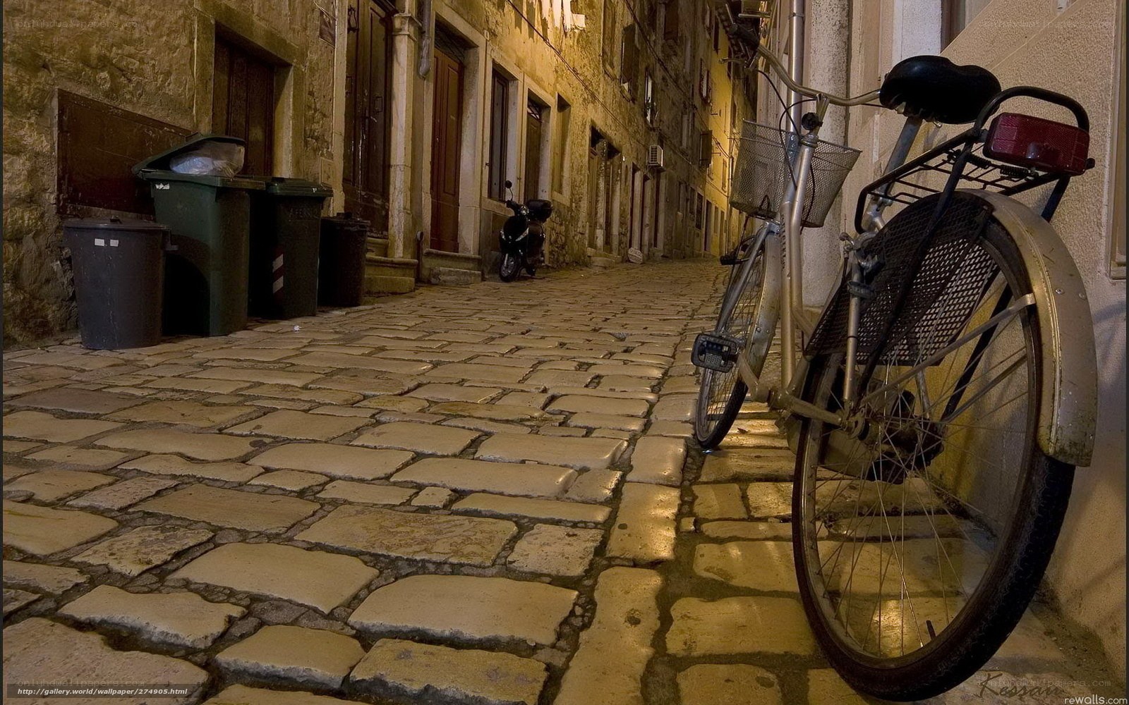 Bicycle on a cobblestone alley