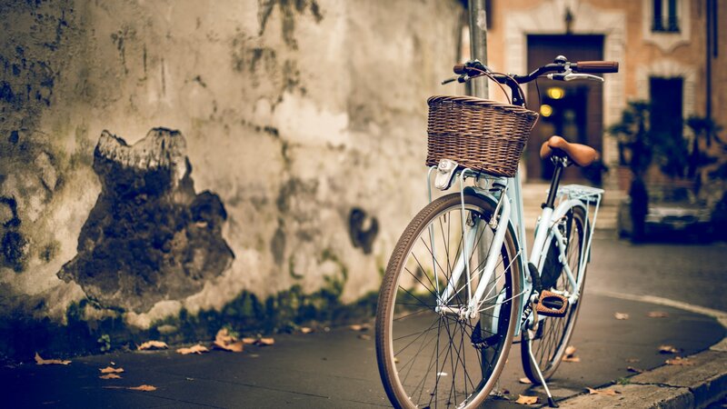 Bicycle with Wicker Basket — Blue