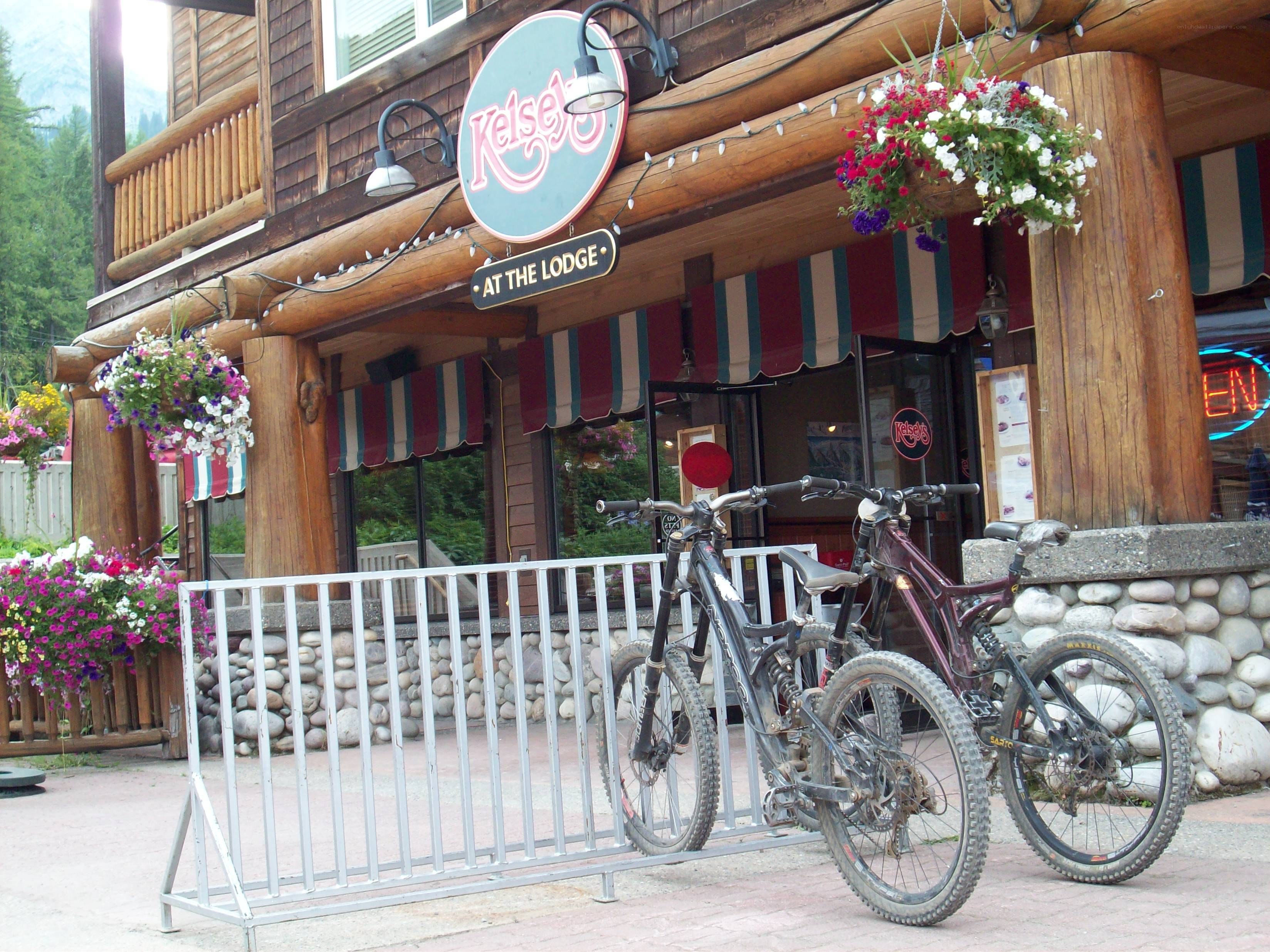 Bicycles at Kelsey's Lodge