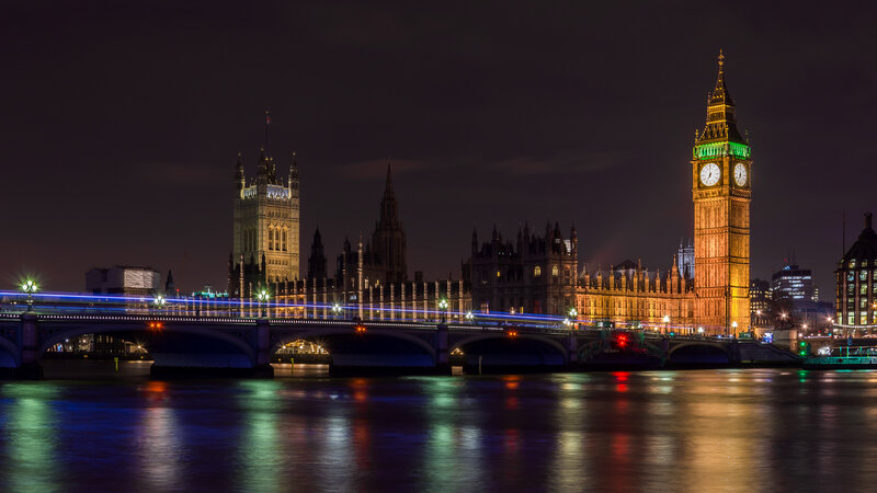 Big Ben and Houses of Parliament — Black, Dramatic, Night