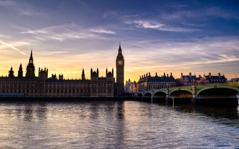 Big Ben and Houses of Parliament — Blue, Dramatic