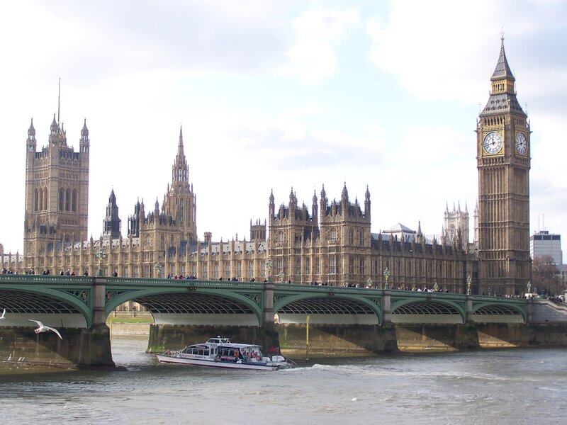 Big Ben and Houses of Parliament — Brown