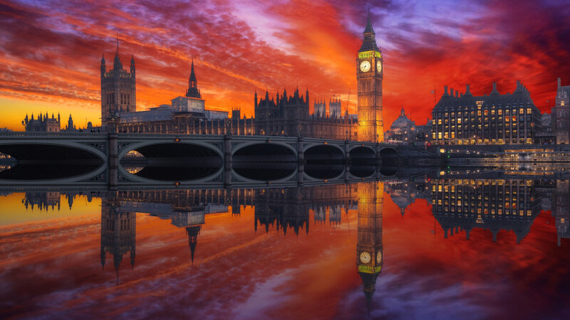 Big Ben and Houses of Parliament — Red