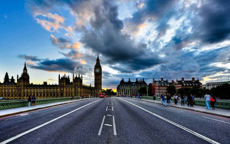 Big Ben and Westminster — Blue, Dramatic