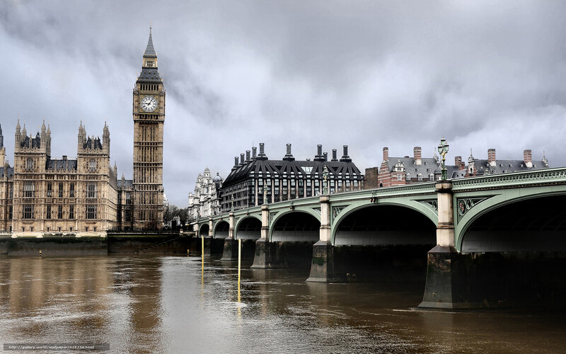 Big Ben and Westminster Bridge — Gray, Overcast