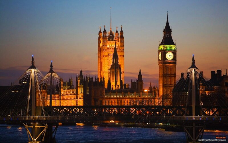 Big Ben at dusk