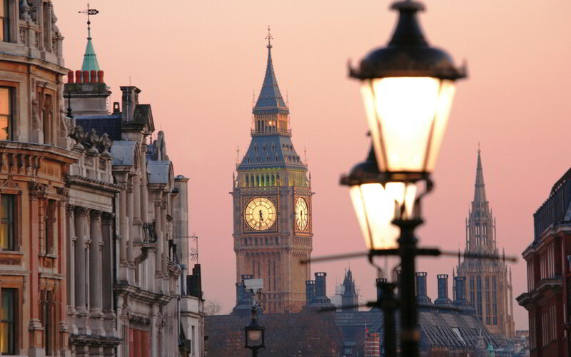 Big Ben at Dusk — Pink