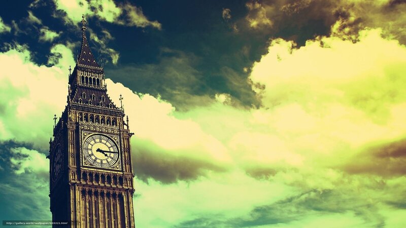 Big Ben Clock Tower — Green, Dramatic