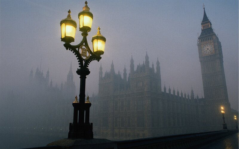 Big Ben in London fog