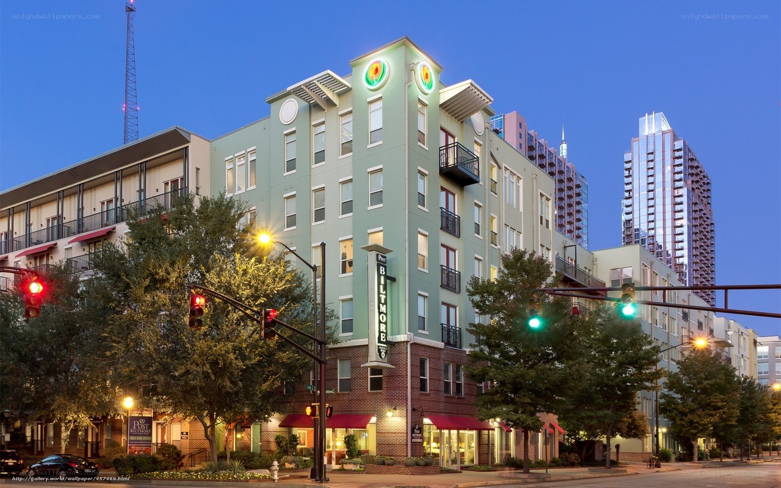 Biltmore apartment building at dusk