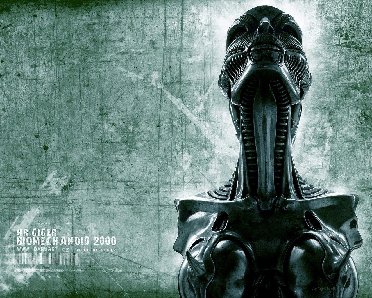 Biomechanoid sculpture artwork