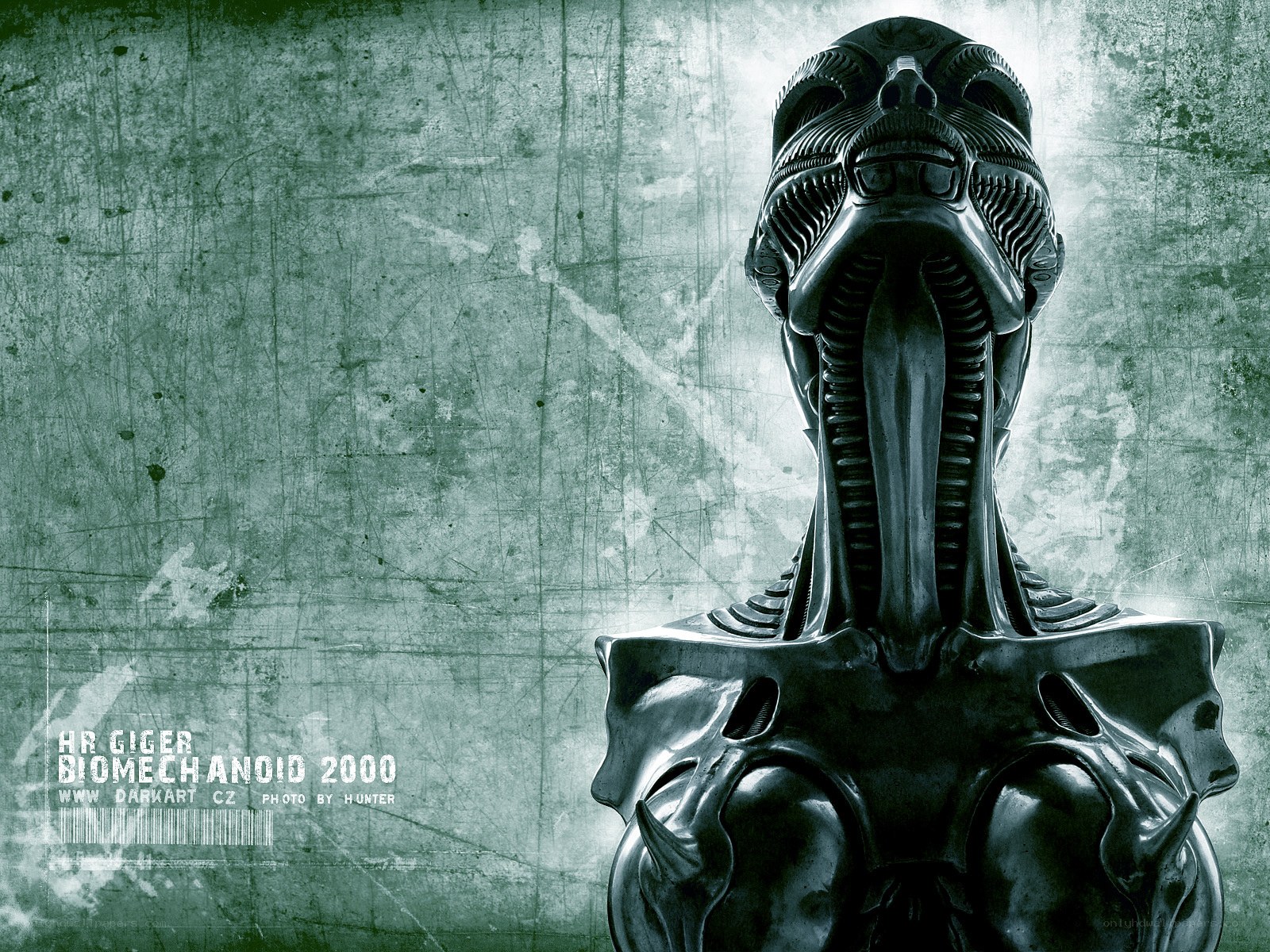 biomechanoid sculpture