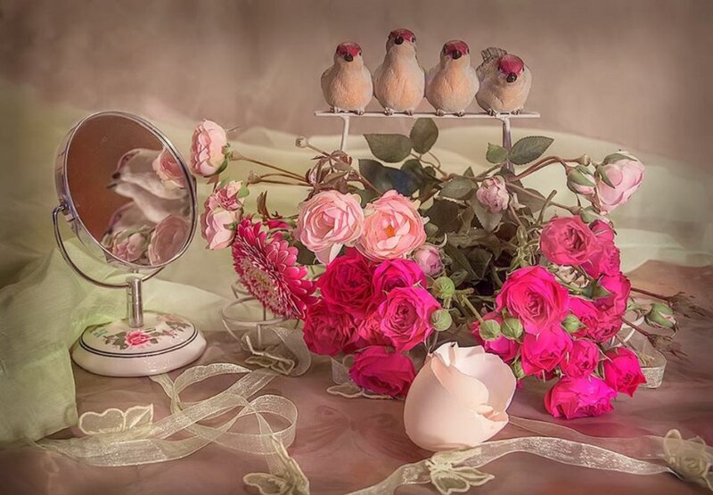 Birds on Flower Arrangement — Pink