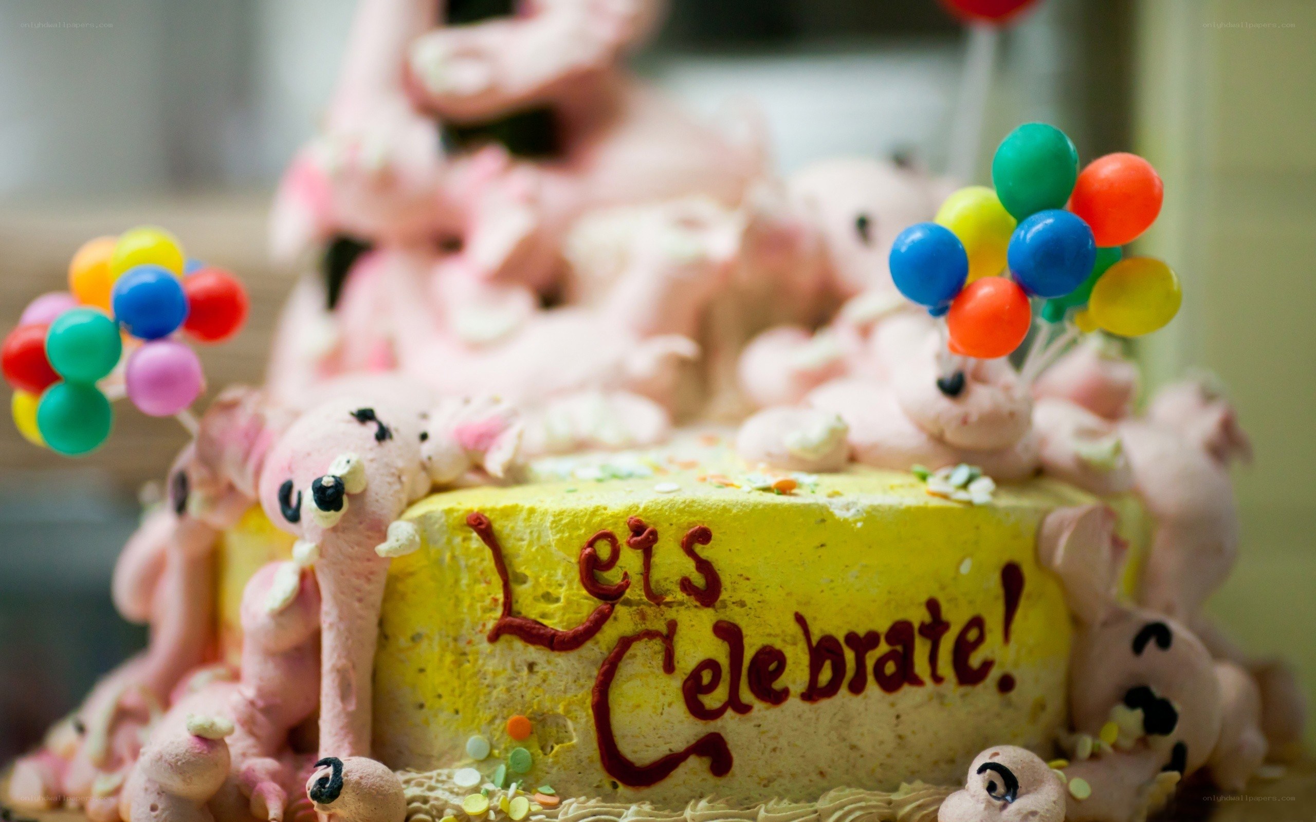 birthday cake with elephants