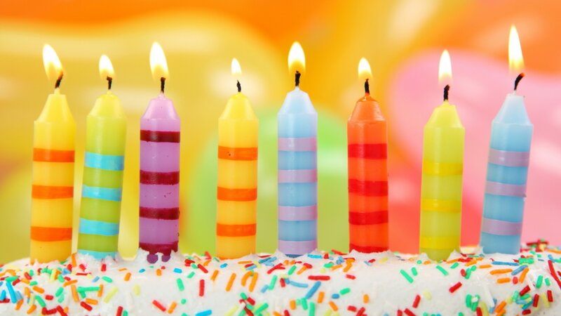 Birthday Candles on Cake — Yellow