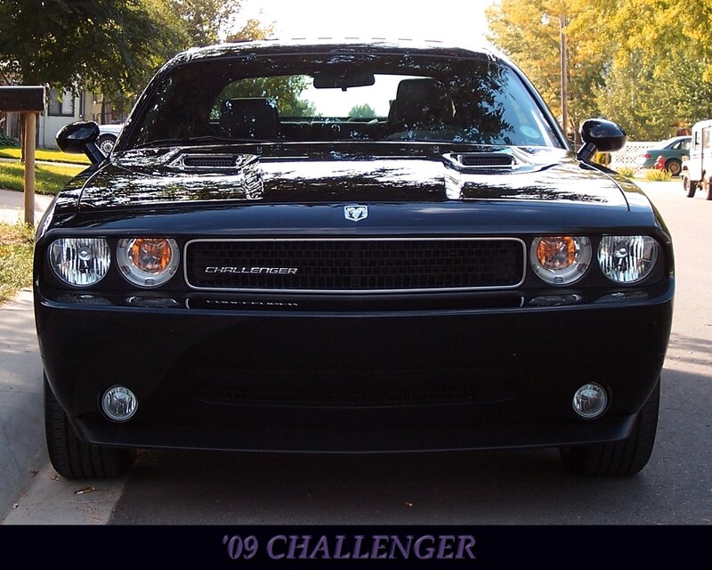 Black '09 Dodge Challenger