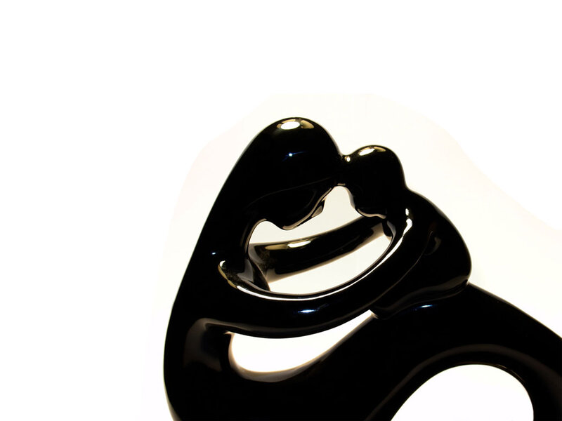 Black Abstract Sculpture — Minimalist
