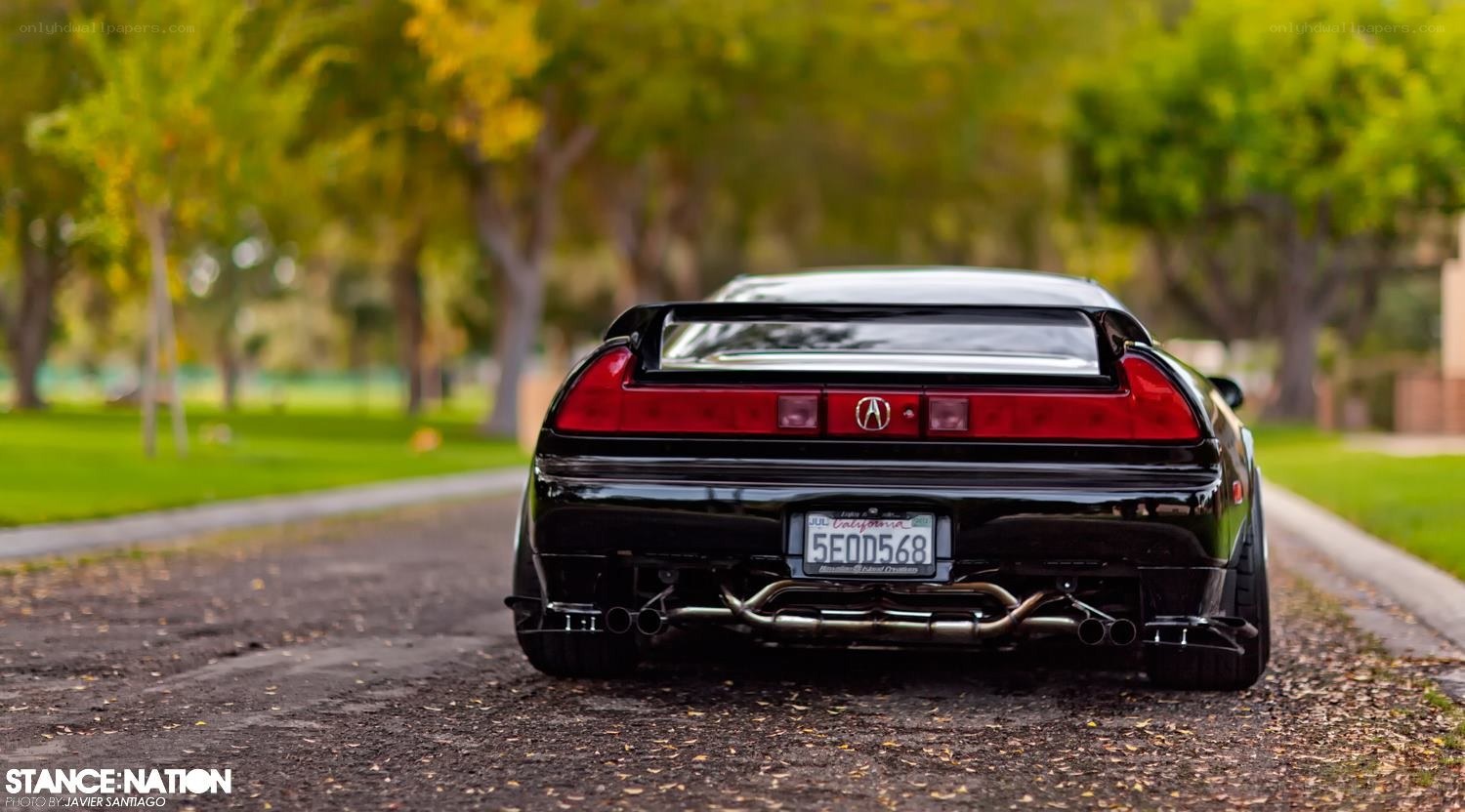 Black Acura NSX rear view