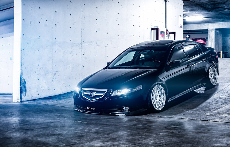 Black Acura Tl Sedan — Dramatic