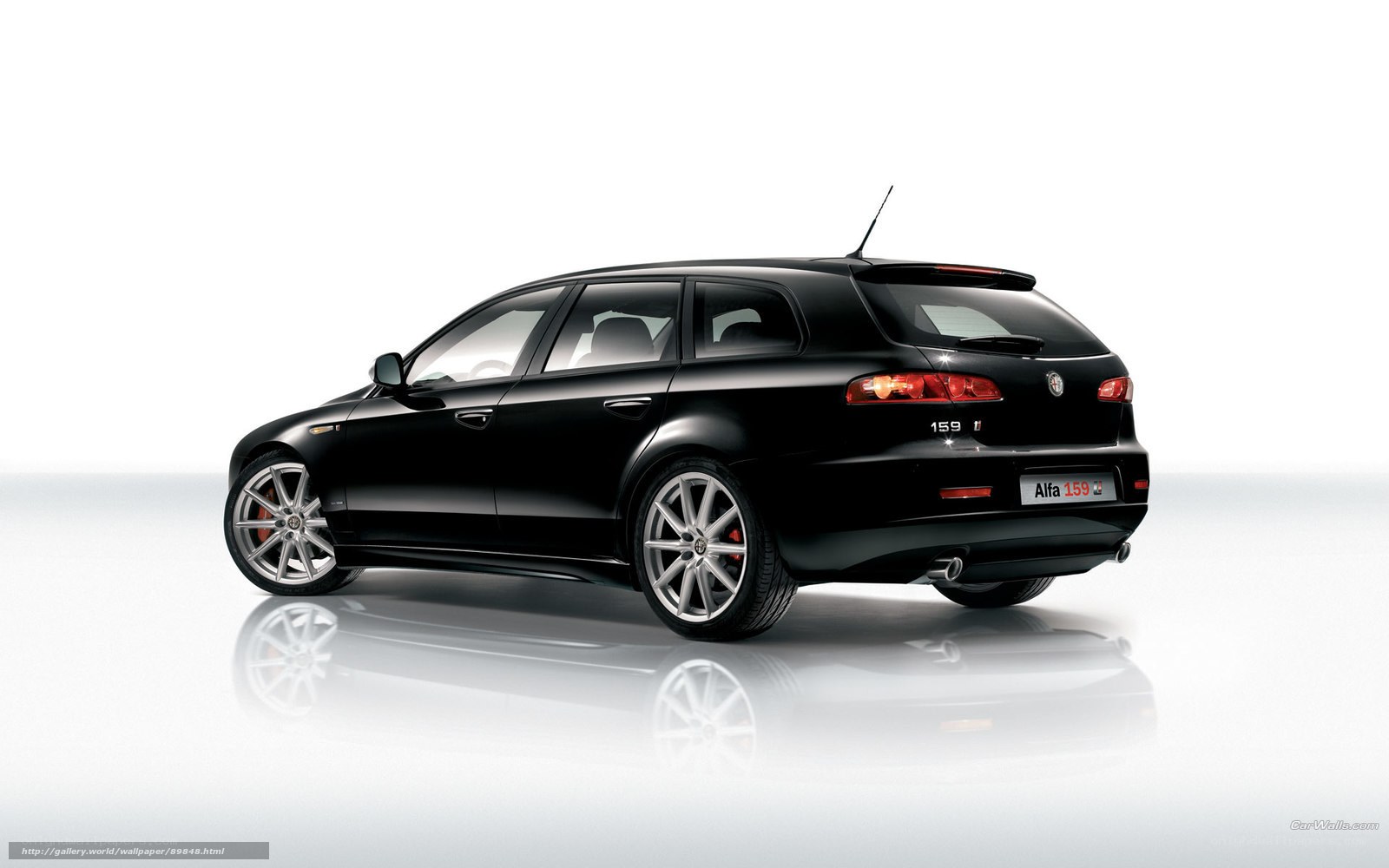 Black Alfa Romeo 159