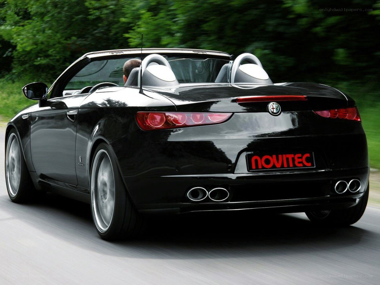 black alfa romeo convertible