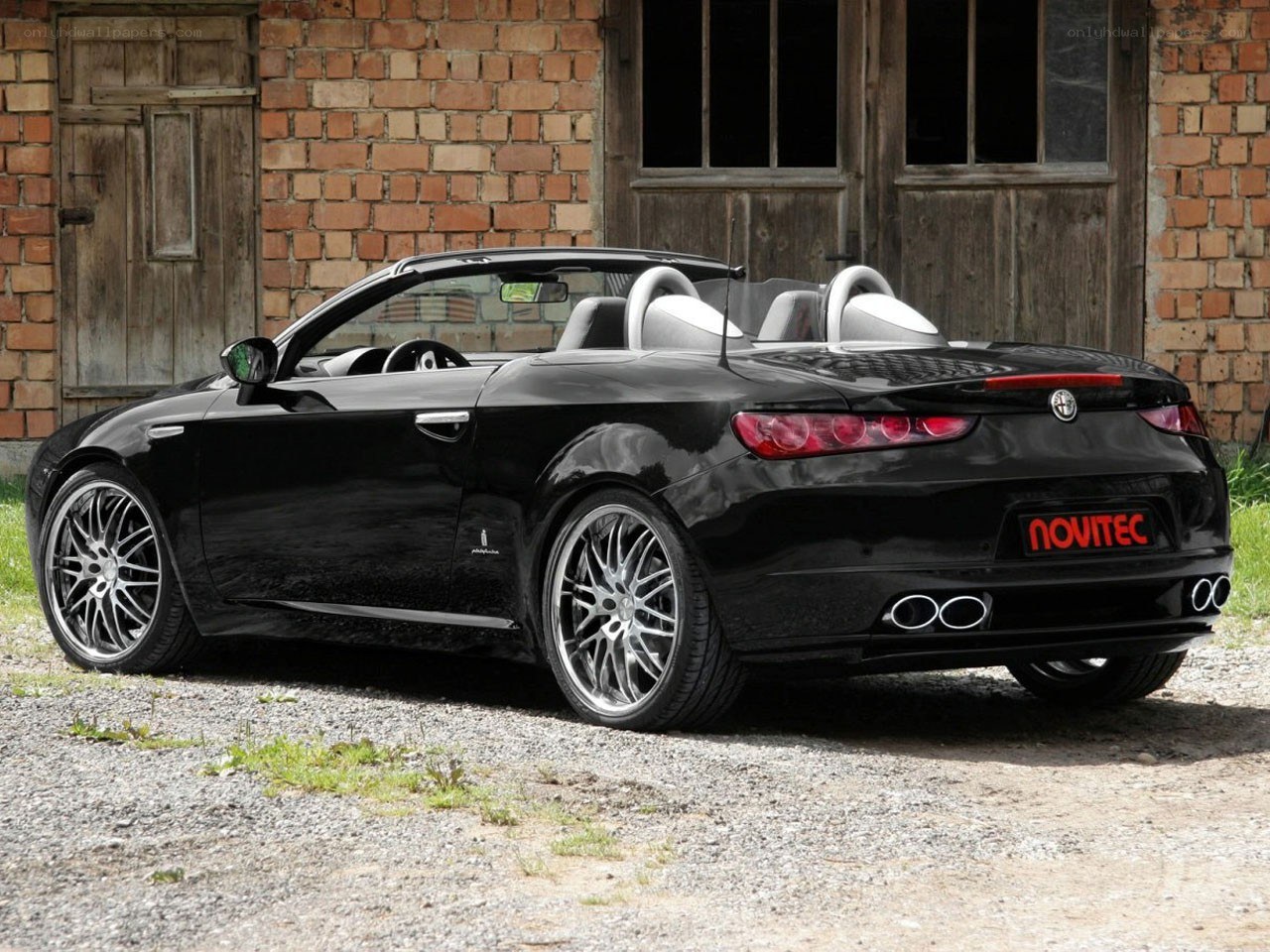 black alfa romeo convertible