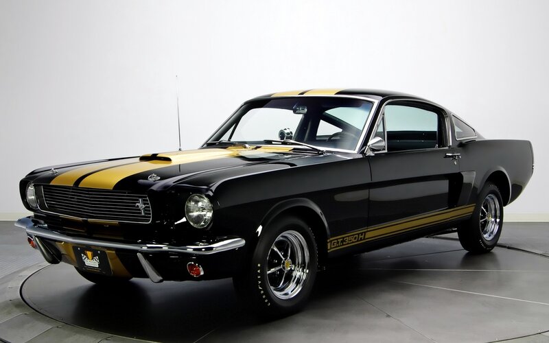 Black and gold Ford Mustang GT350H