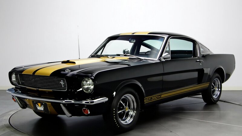 Black and Gold Muscle Car — Neutral