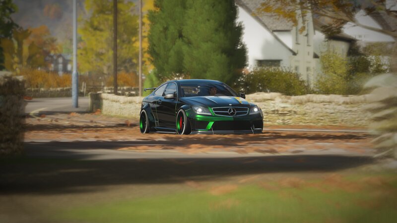 Black and Green Car — Calm, Autumn