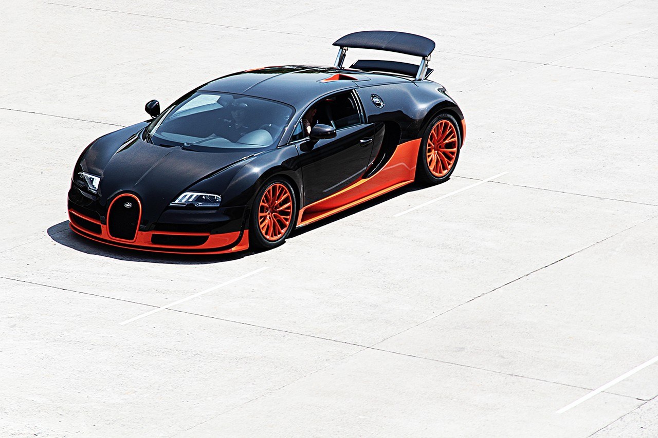 Black and orange Bugatti Veyron